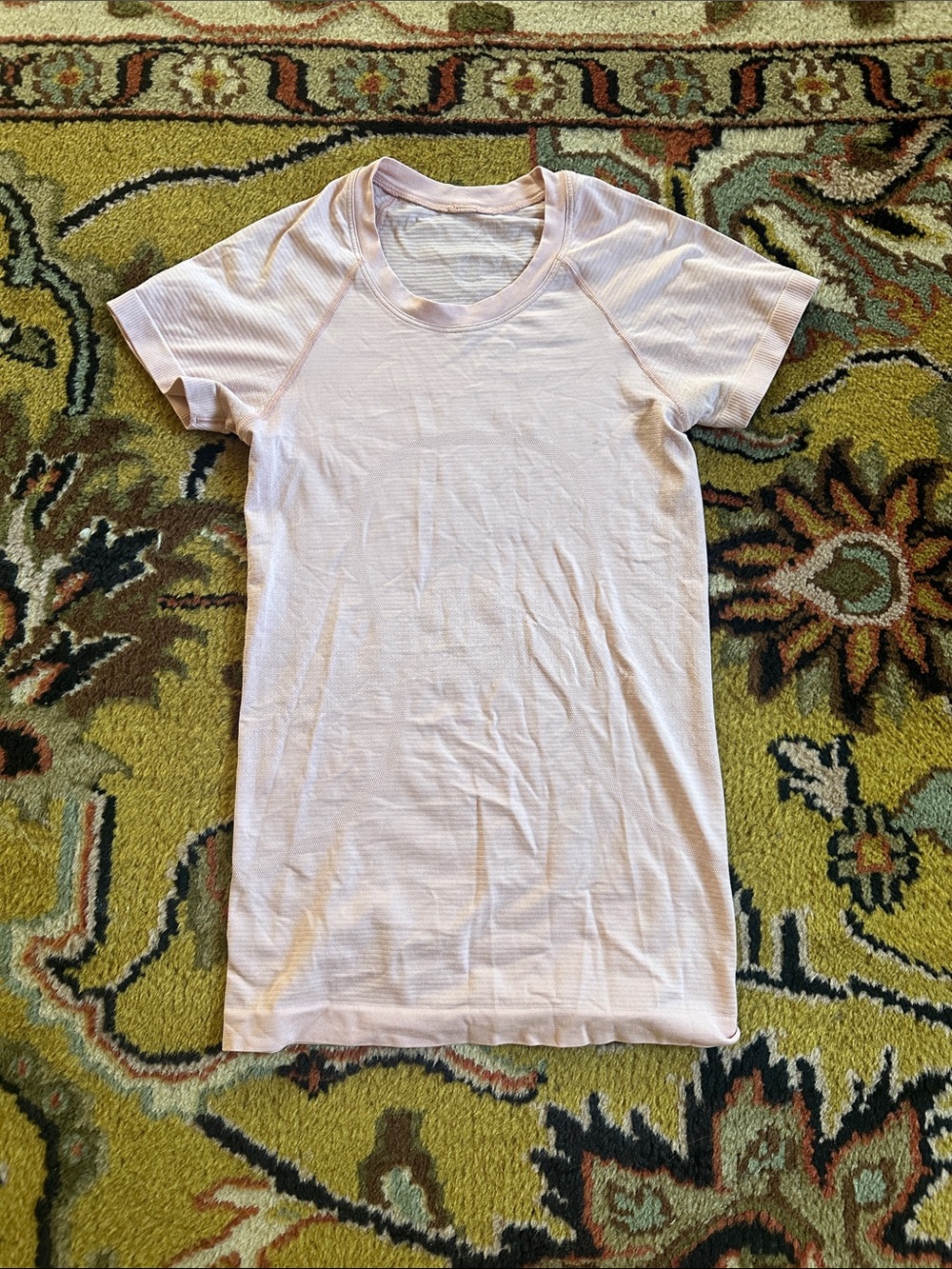 Lululemon Light Pink Short Sleeve Swiftly Tee